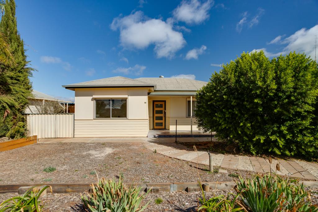 16 Fowles St, Barmera, SA 5345