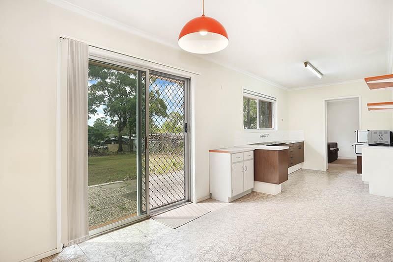 24 Sherwood Dr, Browns Plains, QLD 4118