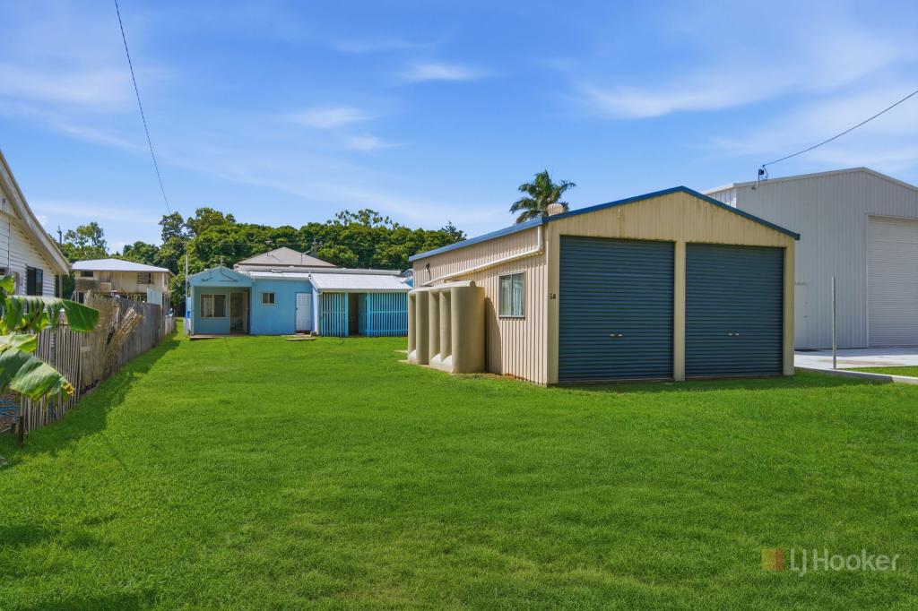 54 Prince Charles Ave, Seaforth, QLD 4741