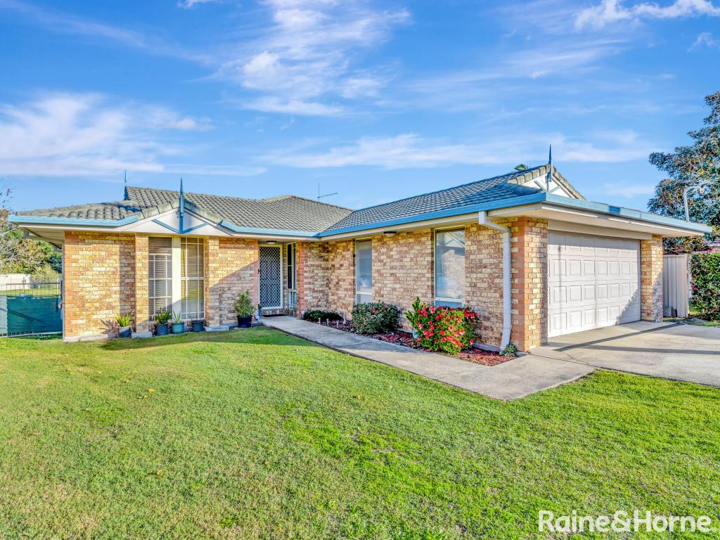 18 SAPPHIRE CL, TOWNSEND, NSW 2463