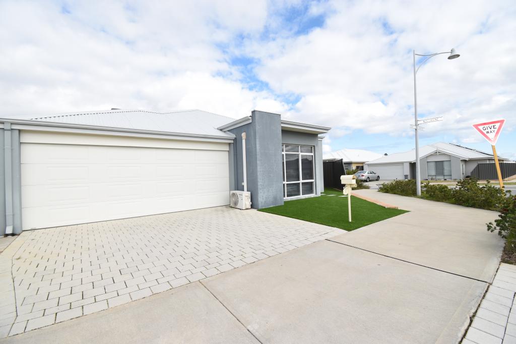 2 Cooba Way, Banksia Grove, WA 6031