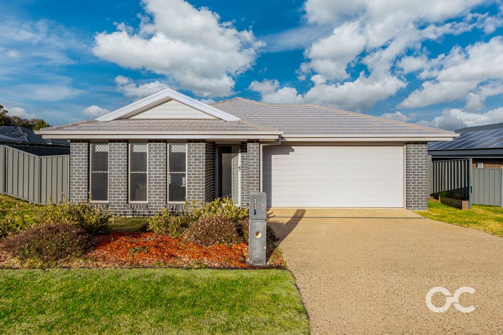 35 STEVENSON WAY, ORANGE, NSW 2800
