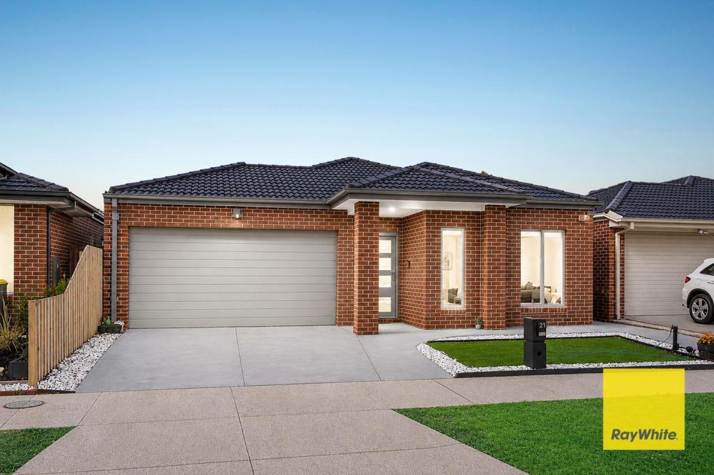 21 GUTHRIE DR, MELTON SOUTH, VIC 3338