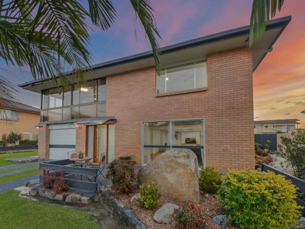 22 Fairlane St, Chermside West, QLD 4032