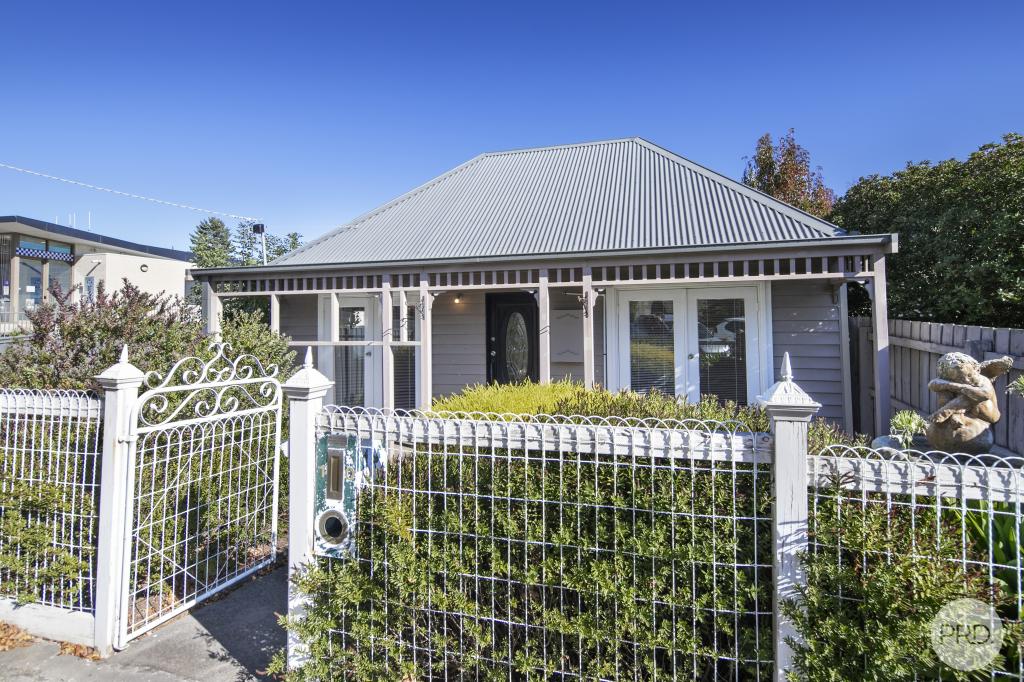 10 VINCENT ST, DAYLESFORD, VIC 3460