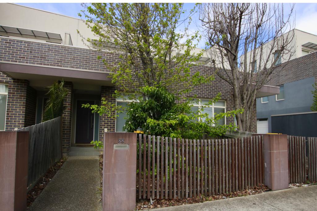 22/110 MOORE ST, COBURG, VIC 3058