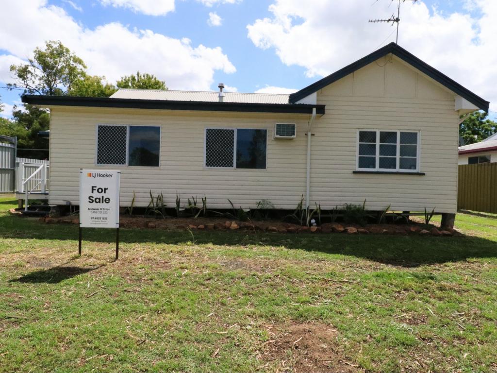 38 Ronald St, Injune, QLD 4454