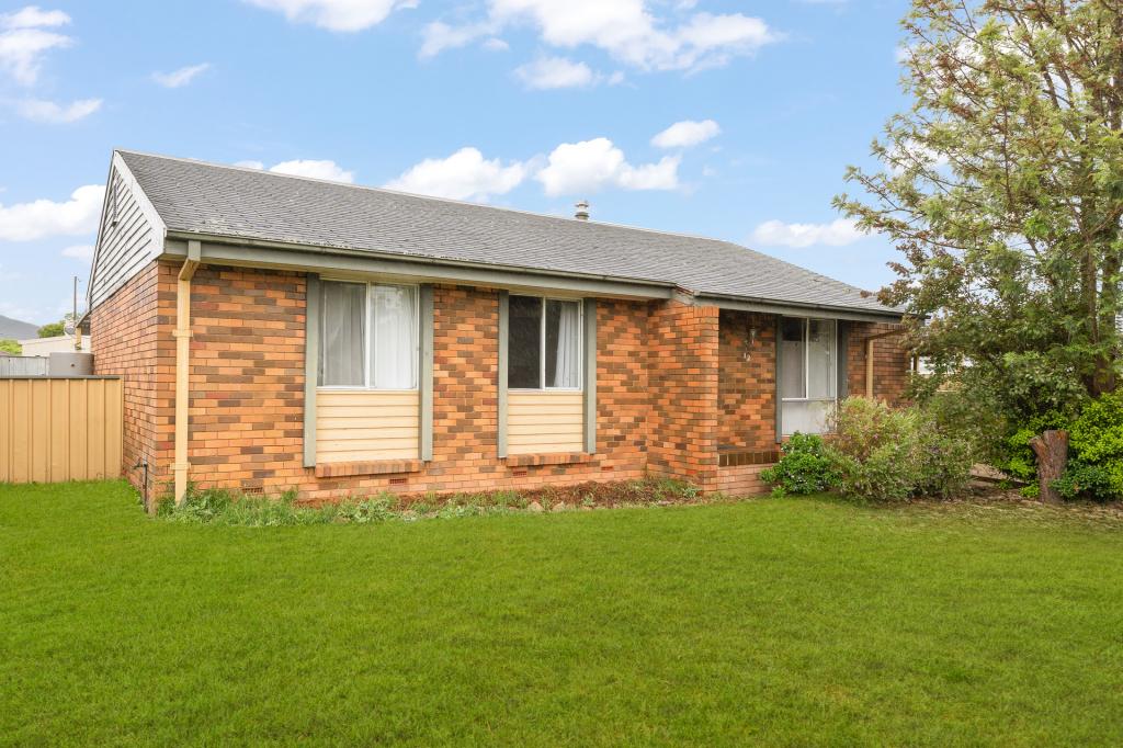 12 CAROLINA CRES, MUDGEE, NSW 2850