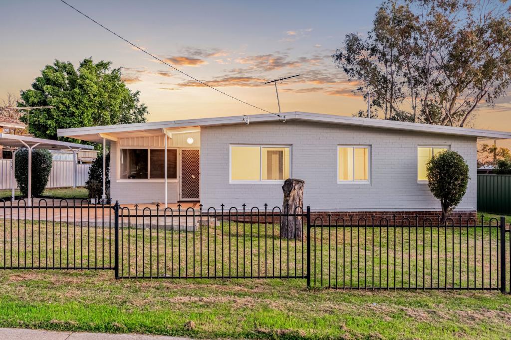 74 Jinda Rd, Koongamia, WA 6056