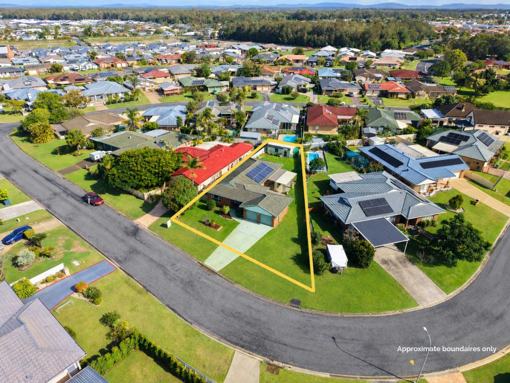 7 Admiralty Ct, Yamba, NSW 2464
