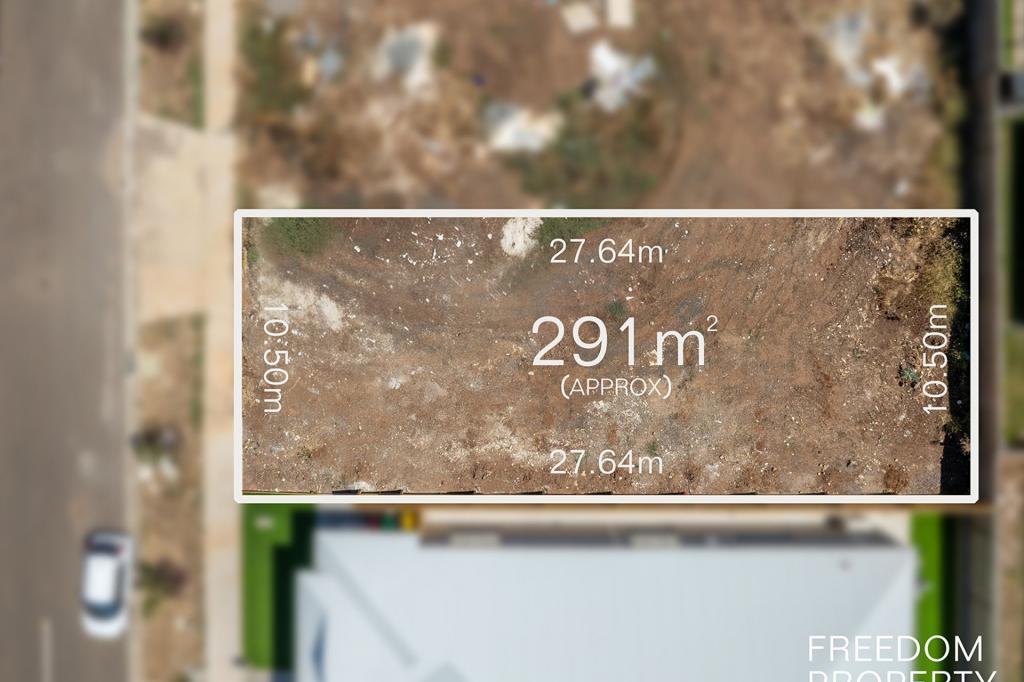 9 LIPARI CRES, DEANSIDE, VIC 3336