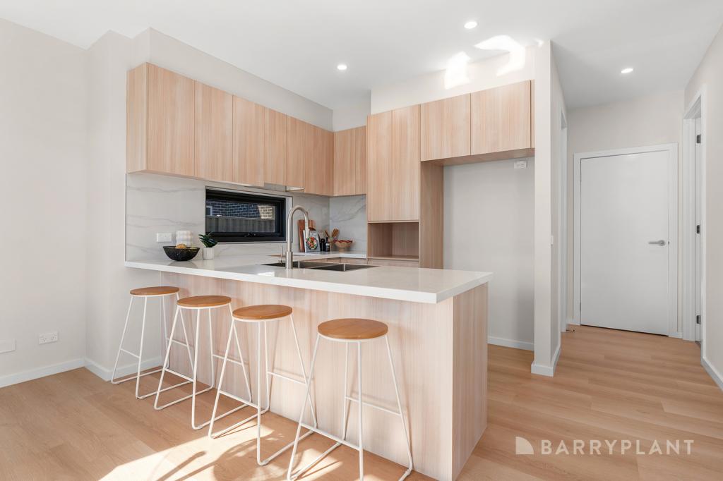 1/57 Barry St, Reservoir, VIC 3073