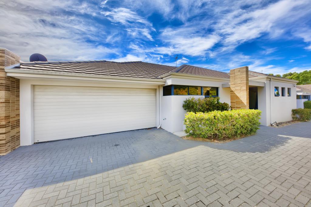 15b Stewart St, Scarborough, WA 6019