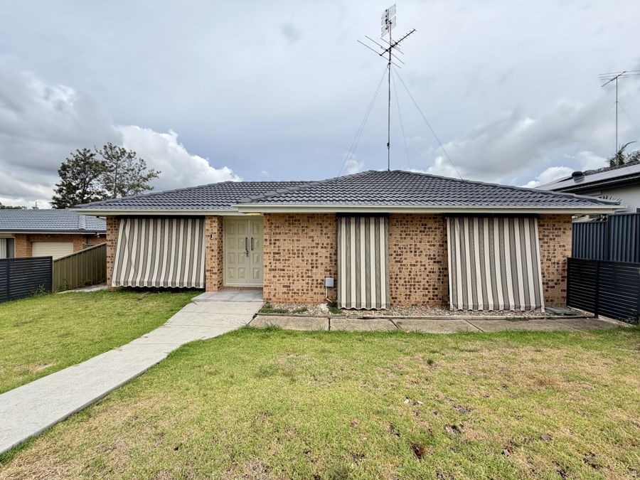 11 PELSART AVE, PENRITH, NSW 2750