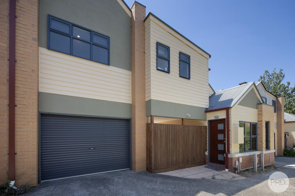 2/204 Drummond St N, Ballarat Central, VIC 3350