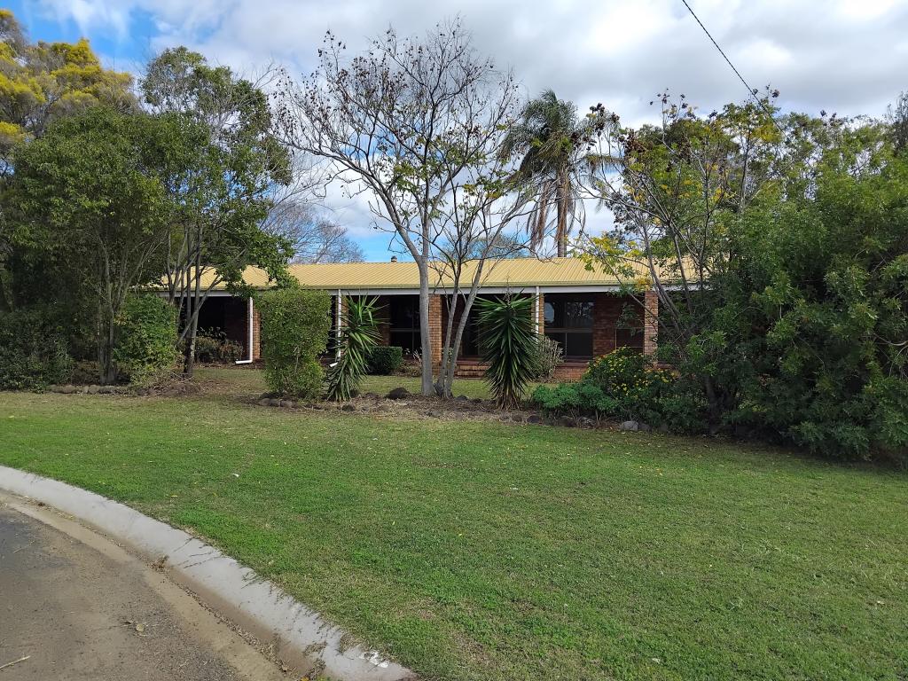 24 Bowden St, Pittsworth, QLD 4356