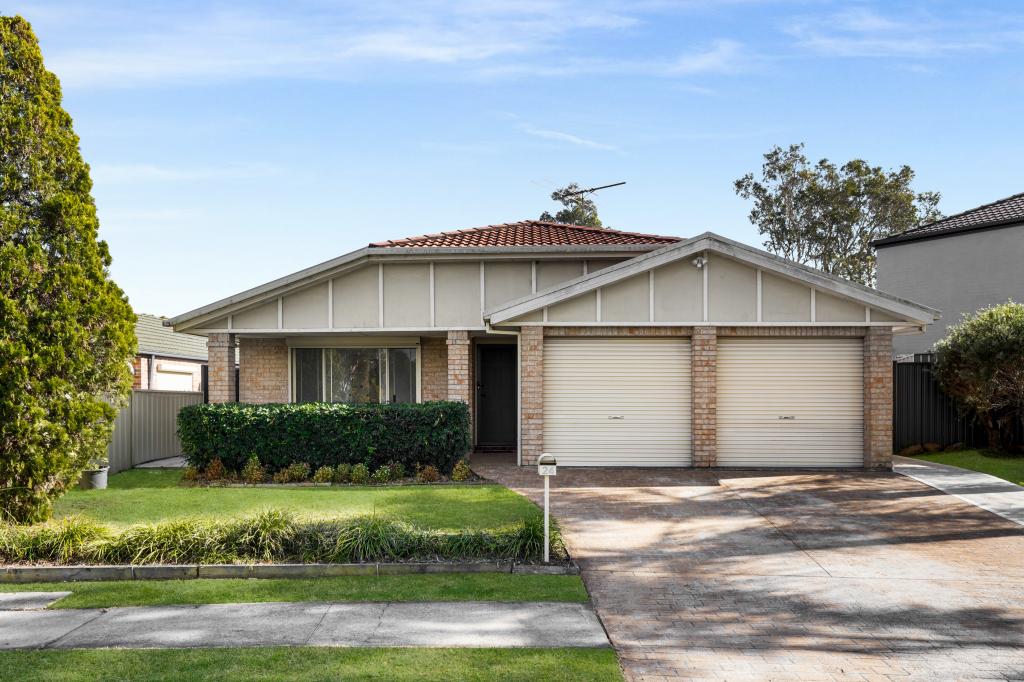 24 Horningsea Park Dr, Horningsea Park, NSW 2171