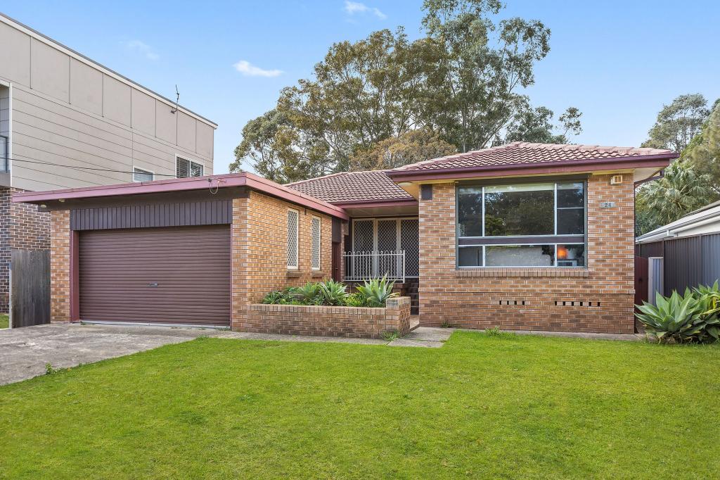 24 Lake Entrance Rd, Oak Flats, NSW 2529