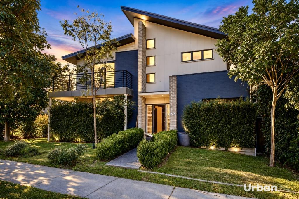 225 South Cct, Oran Park, NSW 2570