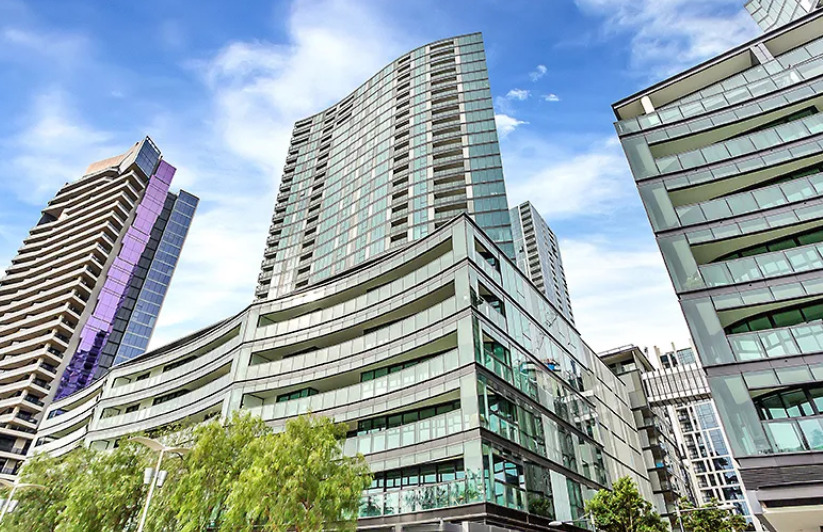 8f/8 Waterside Pl, Docklands, VIC 3008
