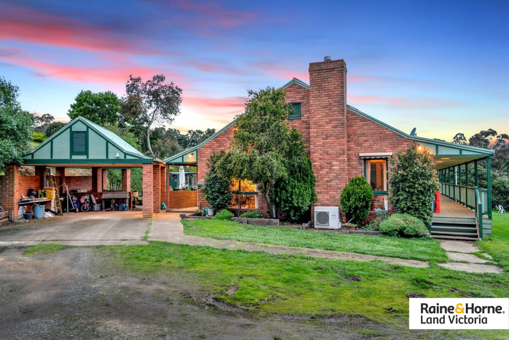 95 Kinnear Rd, Mickleham, VIC 3064
