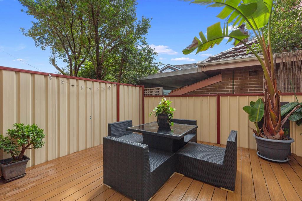 4/22 Paris St, Carlton, NSW 2218