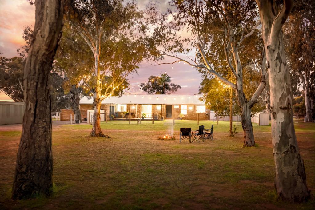 16 Galilee Way, Woorree, WA 6530