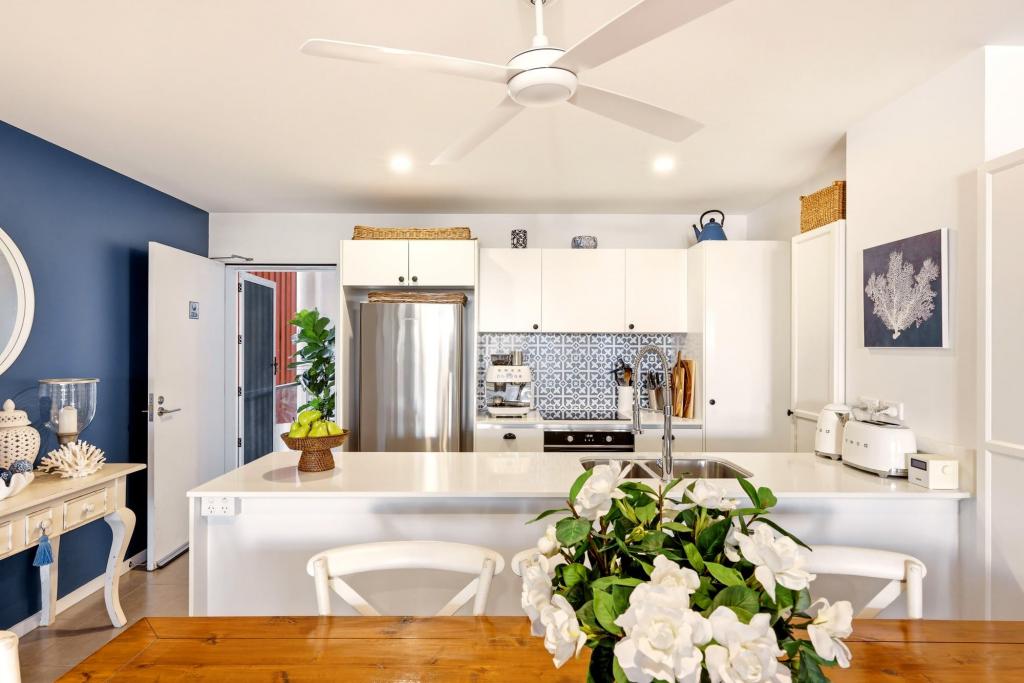 2216/1-7 Waterford Ct, Bundall, QLD 4217