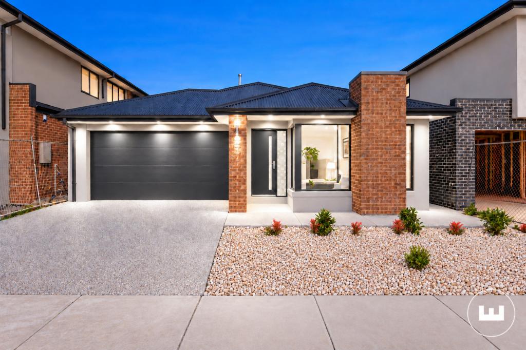 13 ROUNDTOP RD, TRUGANINA, VIC 3029