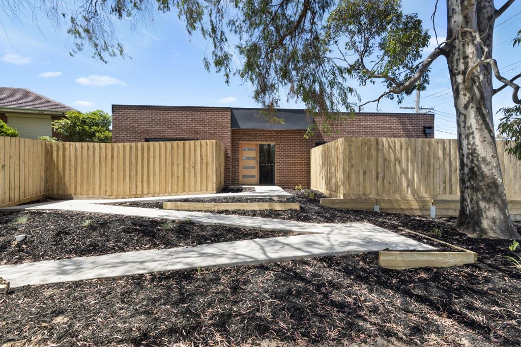 2 Alba St, Frankston North, VIC 3200