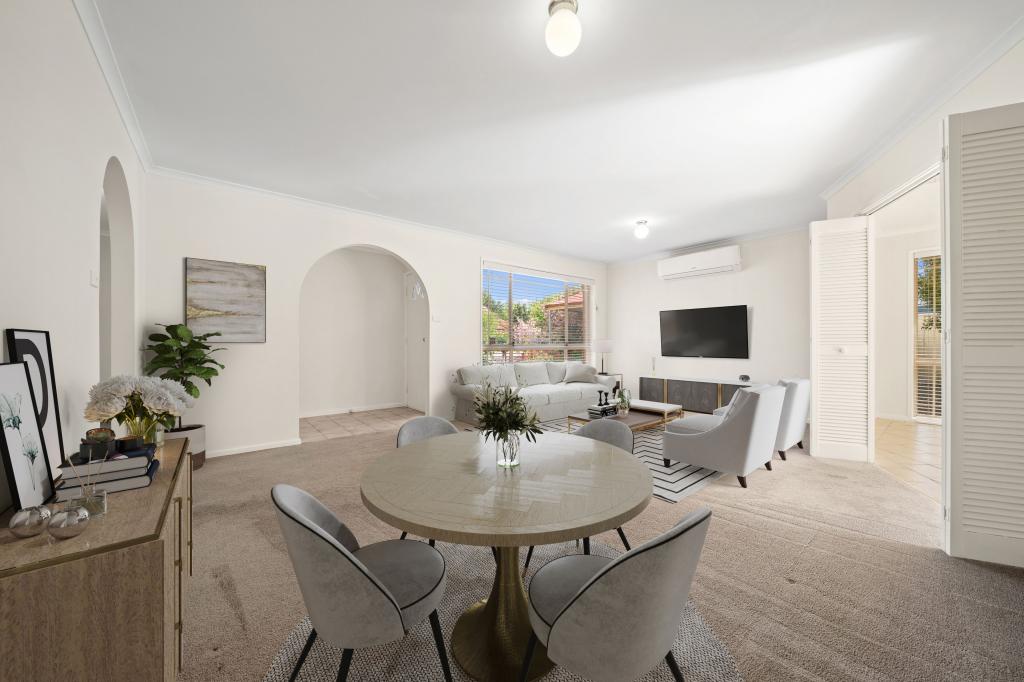 17 Thornhill Cres, Dunlop, ACT 2615