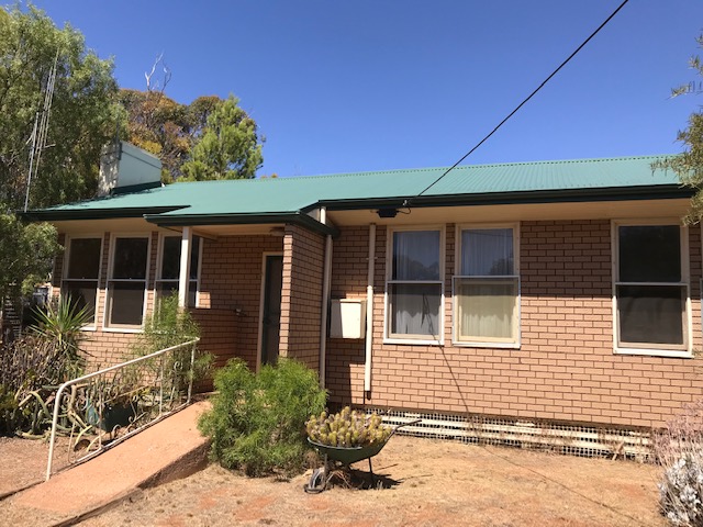 72 Bourke St, Peterborough, SA 5422