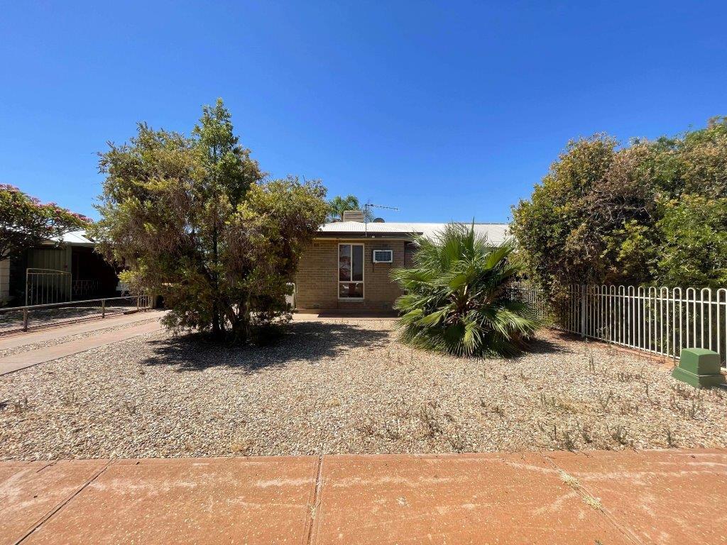 36 Albert St, Whyalla Stuart, SA 5608