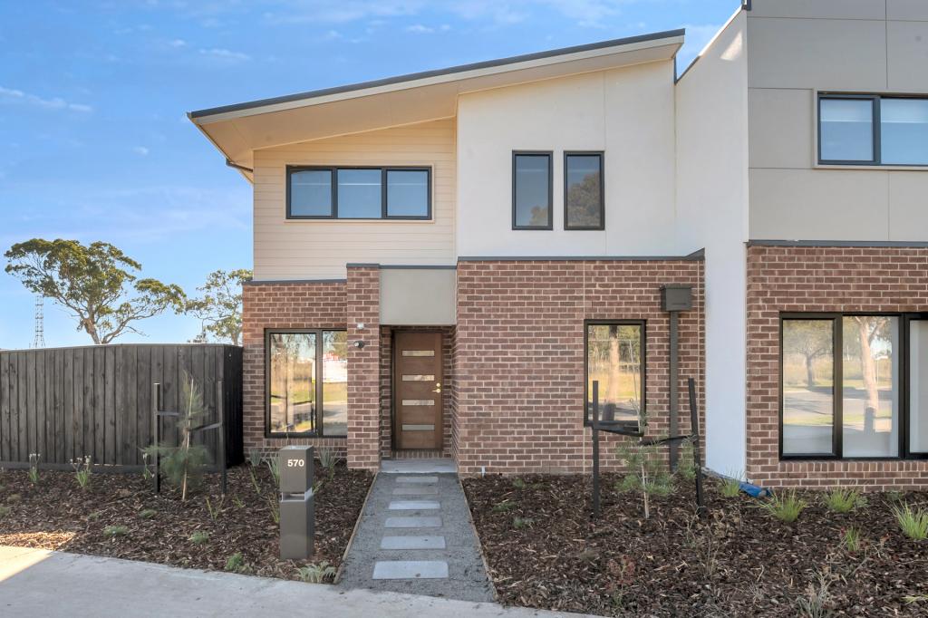 570 Findon Rd, South Morang, VIC 3752