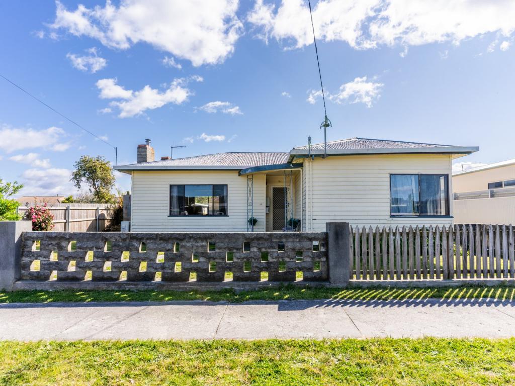 52 QUAIL ST, ST HELENS, TAS 7216