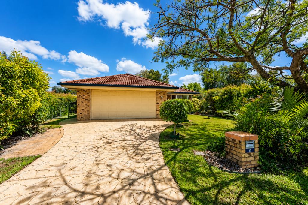 5 Marco Polo Dr, Cooloola Cove, QLD 4580