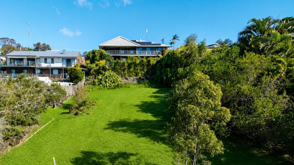 14 PERTAKA ST, BUDERIM, QLD 4556