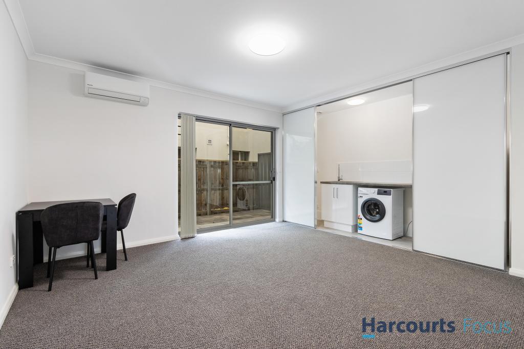 3/30 Bent St, Cannington, WA 6107