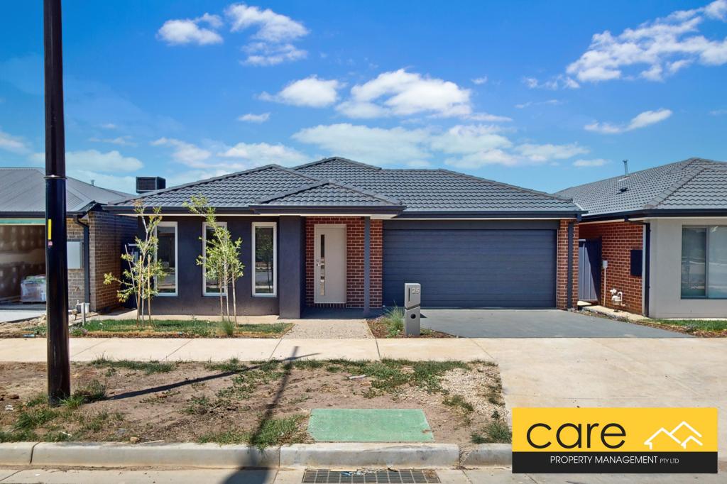 25 Cobungra Rd, Weir Views, VIC 3338