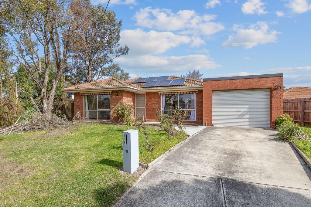 1/5 Yaltara Cl, Cranbourne West, VIC 3977