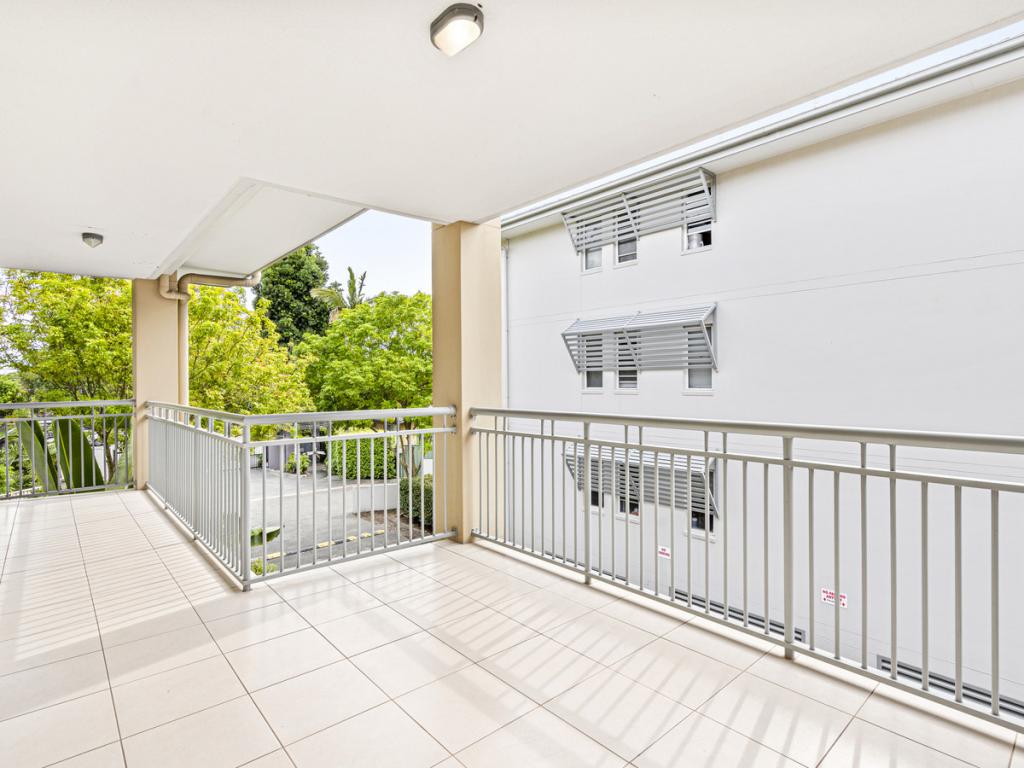 1007/33 Clark St, Biggera Waters, QLD 4216