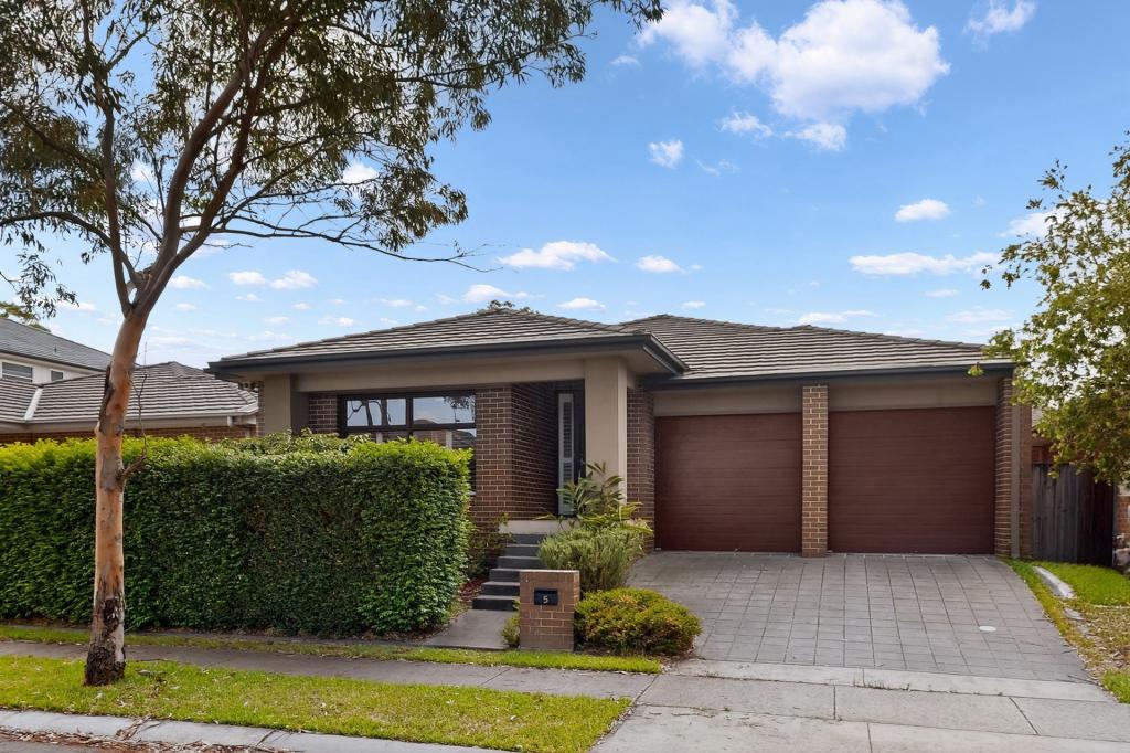 5 Cheval St, Beaumont Hills, NSW 2155
