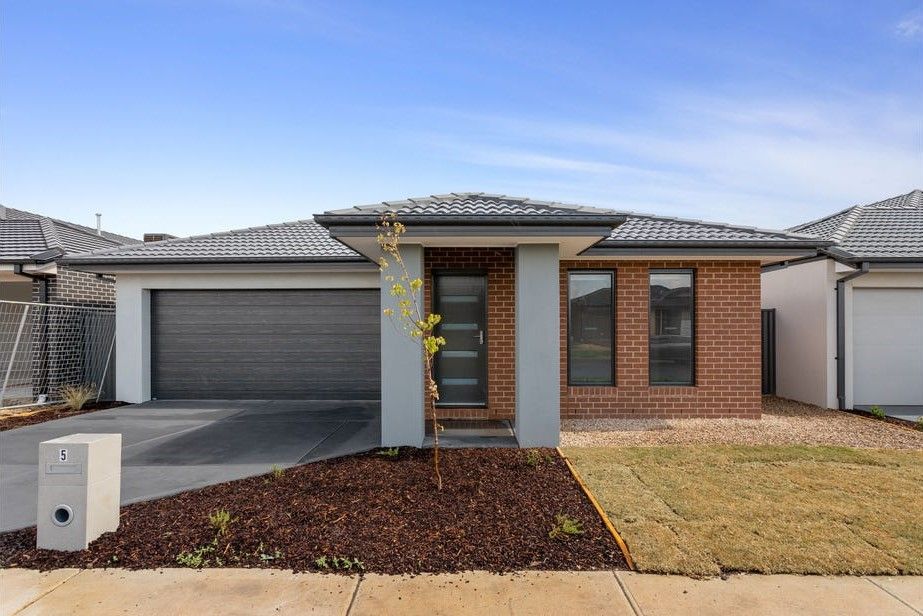 5 Canmore St, Werribee, VIC 3030