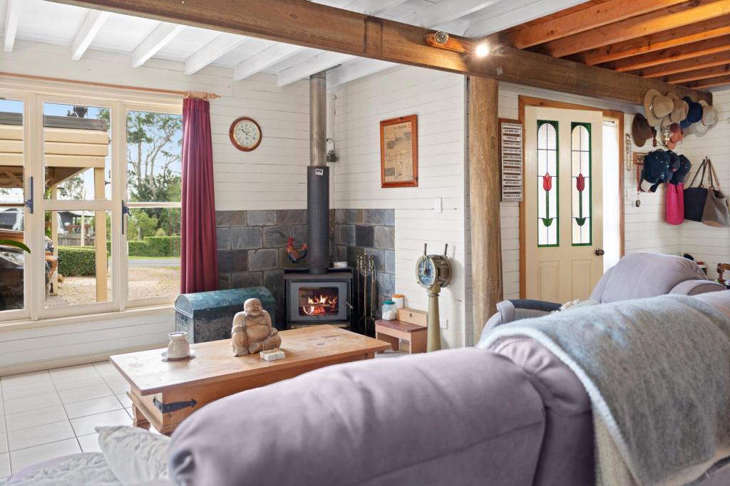 13 Moreton Bay Ave, Tamborine Mountain, QLD 4272
