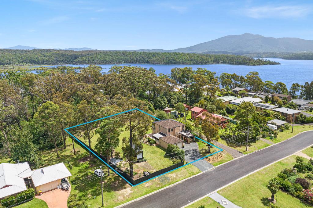 35 Endeavour Dr, Wallaga Lake, NSW 2546