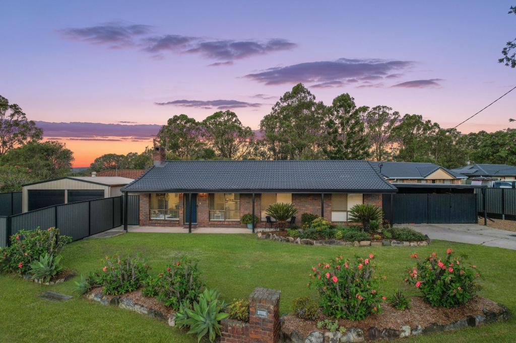 1 Iona Ct, Edens Landing, QLD 4207