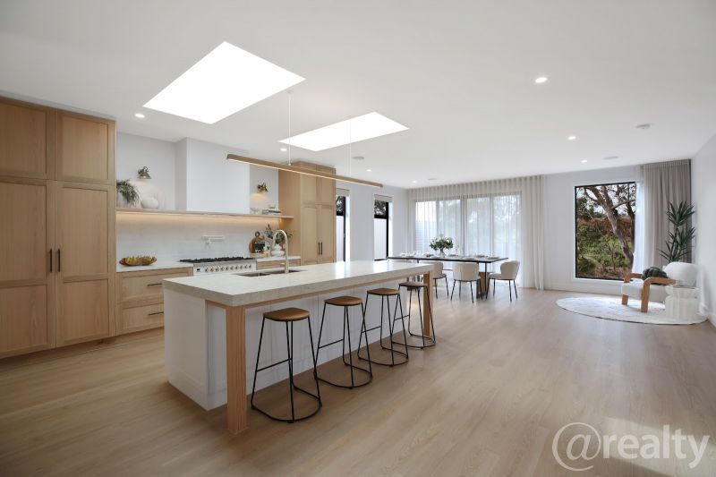 8 Carbine Ct, Drouin, VIC 3818