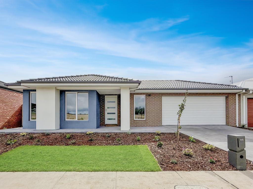 98 MANDALAY AVE, ARMSTRONG CREEK, VIC 3217