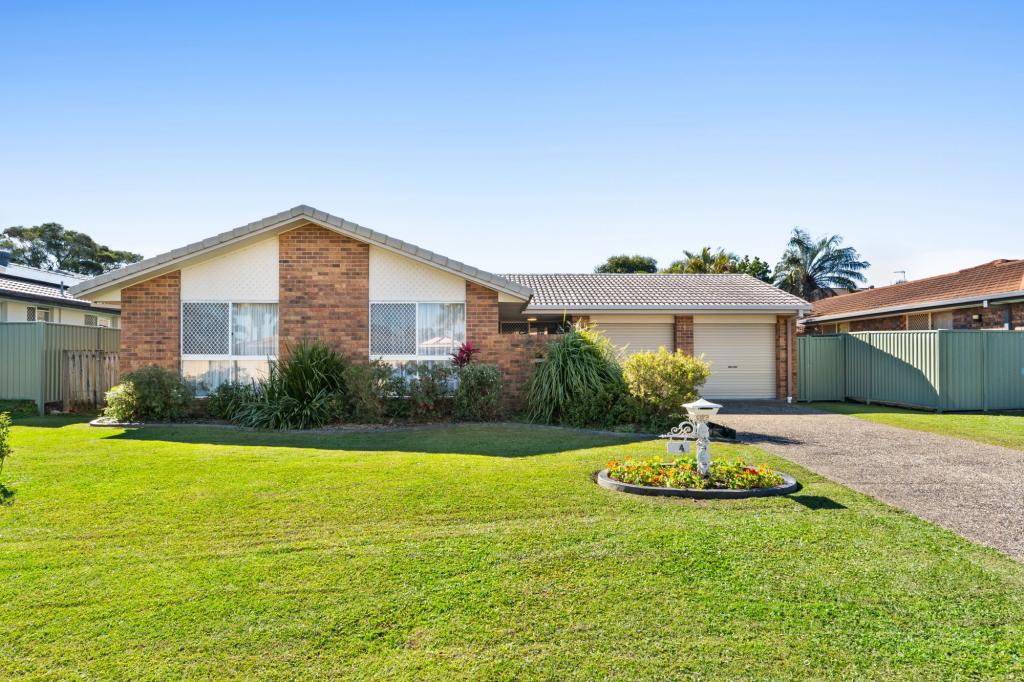 4 Lomond Ct, Varsity Lakes, QLD 4227