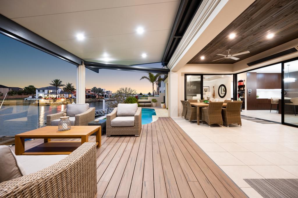 54 King Charles Dr, Paradise Point, QLD 4216